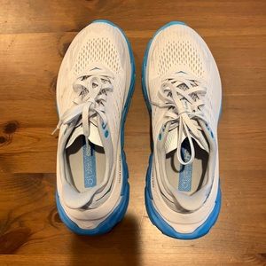 Hoka One One Clifton Edge running shoe